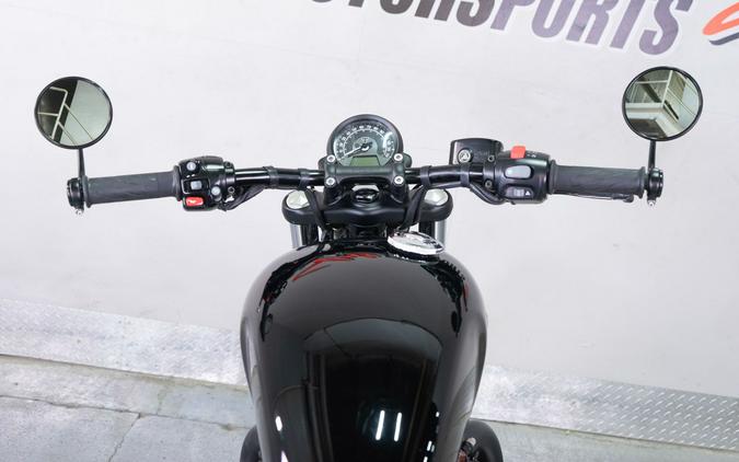 2018 Triumph Bonneville Bobber Black