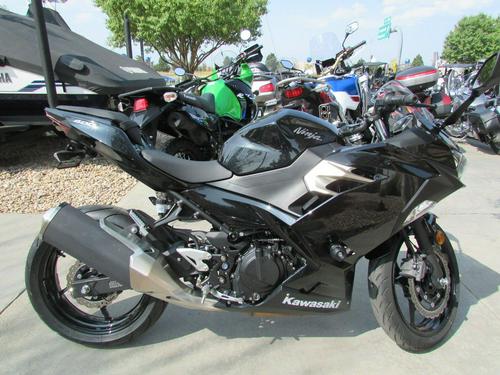 2018 Kawasaki Ninja 400 - First Ride