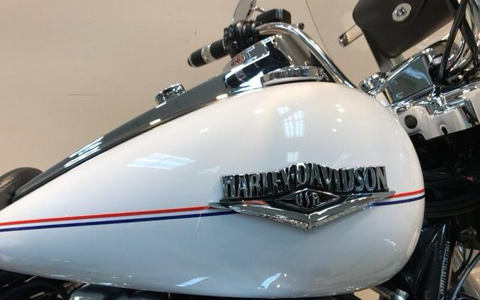 2020 Harley-Davidson Road King Stone Washed White Pearl FLHR