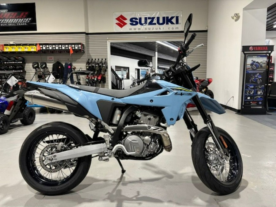 2025 Suzuki DR-Z 4SM Base