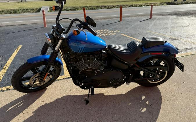 2024 Harley-Davidson® Street Bob® 114 Blue Burst