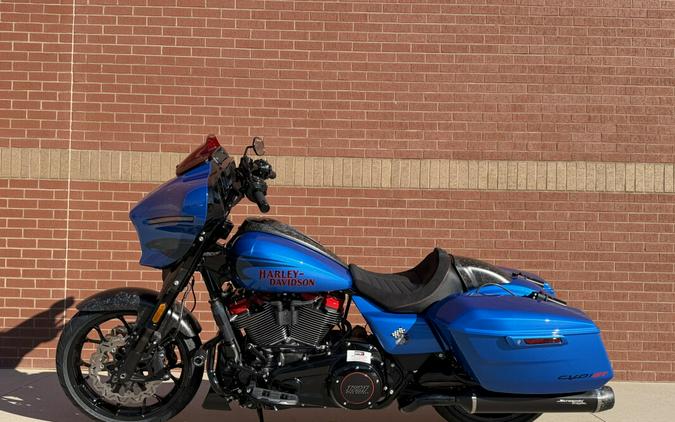 2026 Harley-Davidson® CVO Street Glide ST Electric Coast