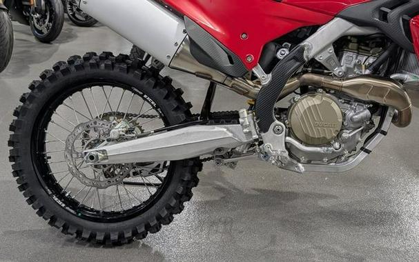 2026 Ducati Desmo450 MX