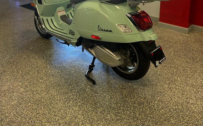 2024 Vespa GTS 300