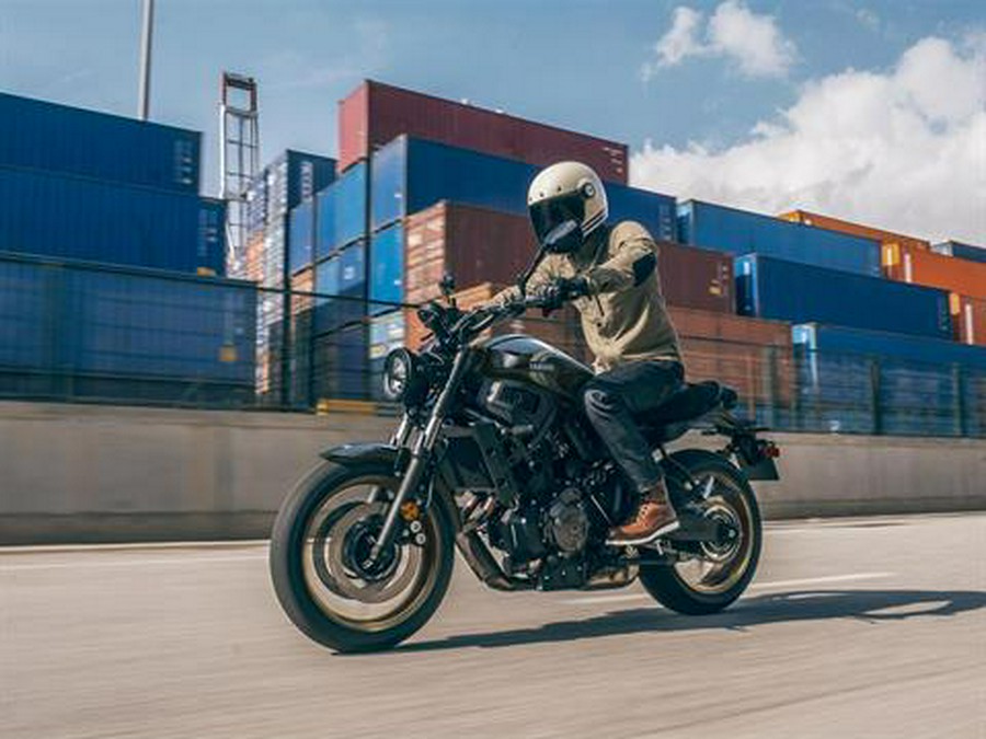 2022 Yamaha XSR700