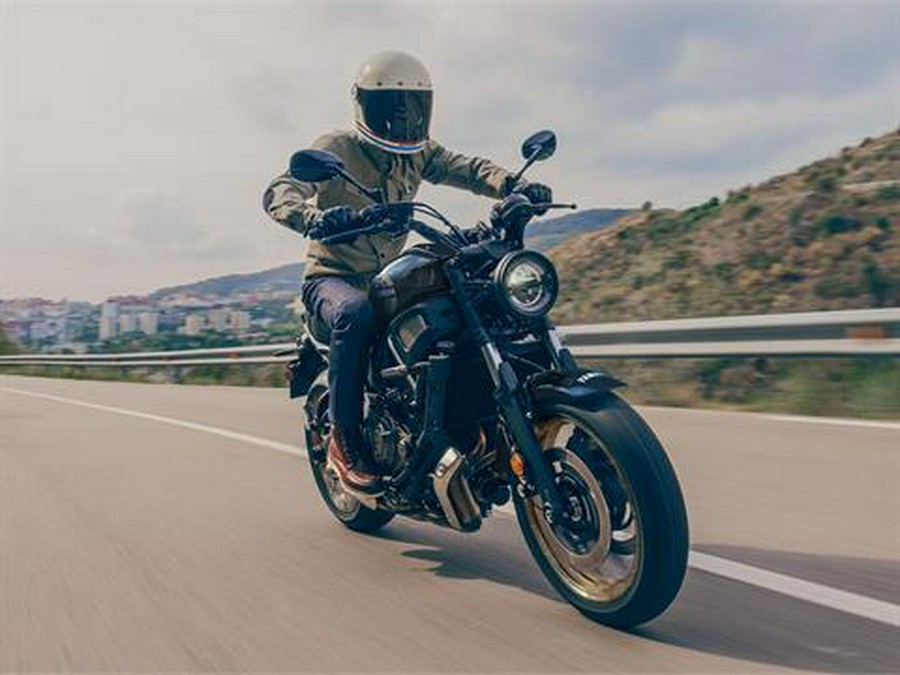 2022 Yamaha XSR700