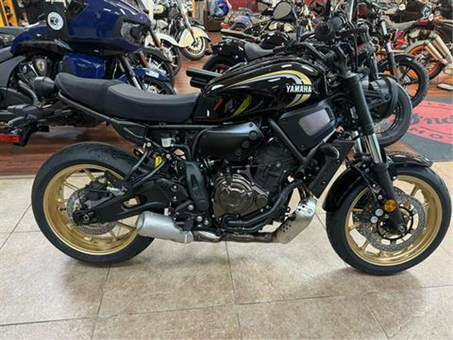 2024 Yamaha XSR700