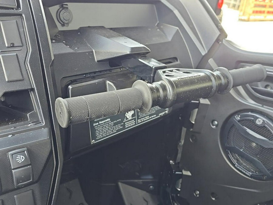 2026 Kawasaki Teryx® KRX4™ 1000 Blackout Edition