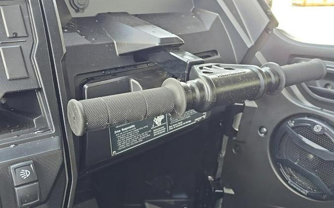 2026 Kawasaki Teryx® KRX4™ 1000 Blackout Edition