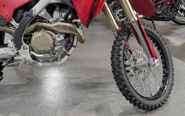 2026 Ducati Desmo450 MX