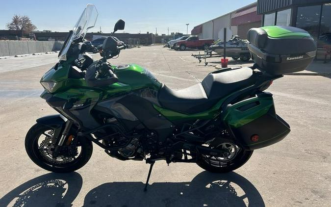 2020 Kawasaki Versys® 1000 SE LT+