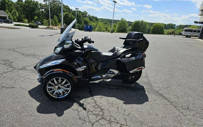 2013 Can-Am® Spyder® RT Limited SE6