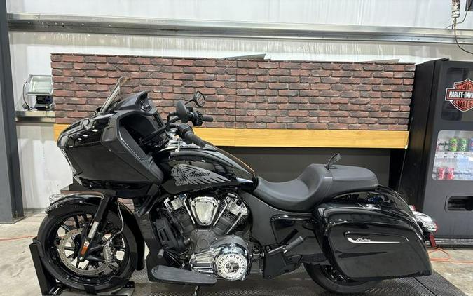 2024 Indian Motorcycle® Challenger® Black Metallic