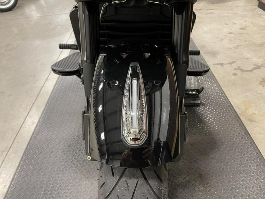 2024 Indian Motorcycle® Challenger® Black Metallic