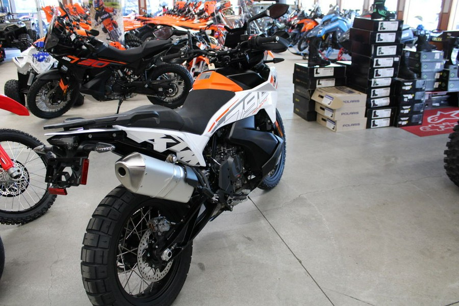 2024 KTM 790 Adventure