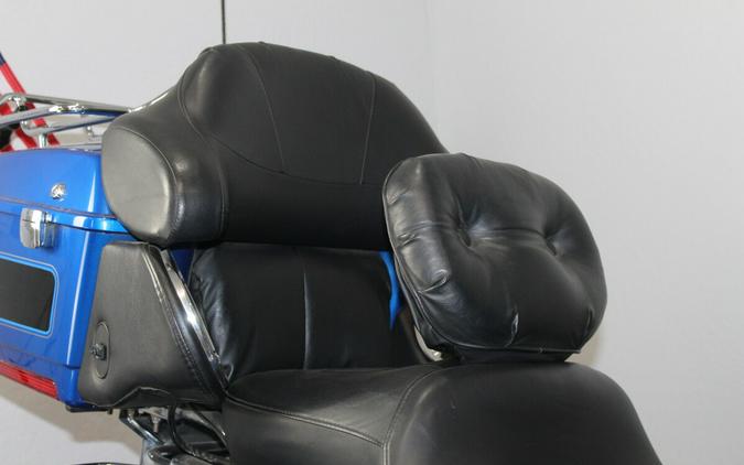 Harley-Davidson® Electra Glide® Ultra Classic® 2008 FLHTCU 645756T PAC BLUE/BLK W/PINSTRIPE