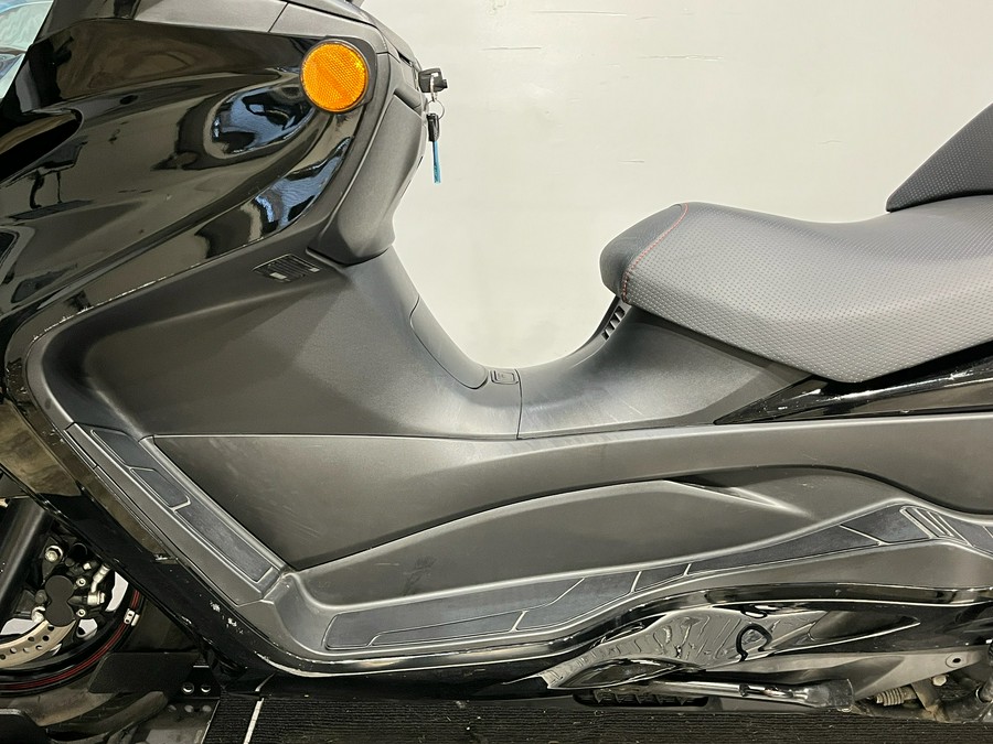 2014 Suzuki Motor of America Inc. Burgman™ 400 ABS