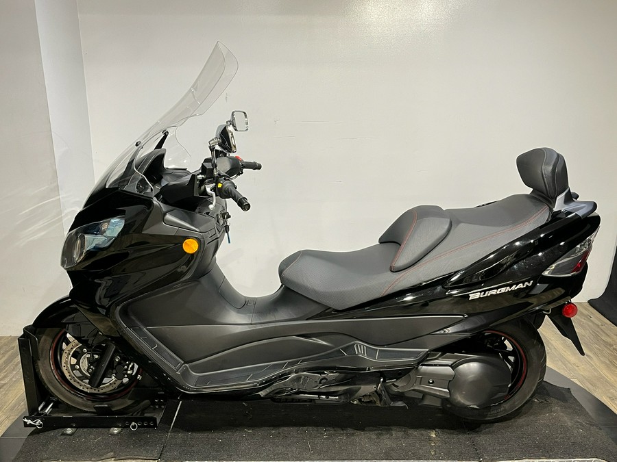 2014 Suzuki Motor of America Inc. Burgman™ 400 ABS