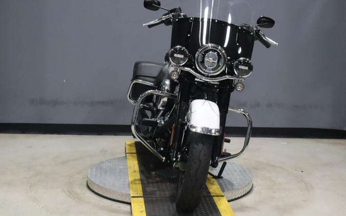 2025 Harley-Davidson® Heritage Classic FLHC