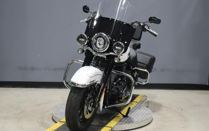 2025 Harley-Davidson® Heritage Classic FLHC