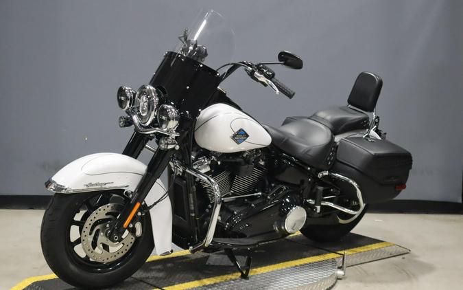 2025 Harley-Davidson® Heritage Classic FLHC