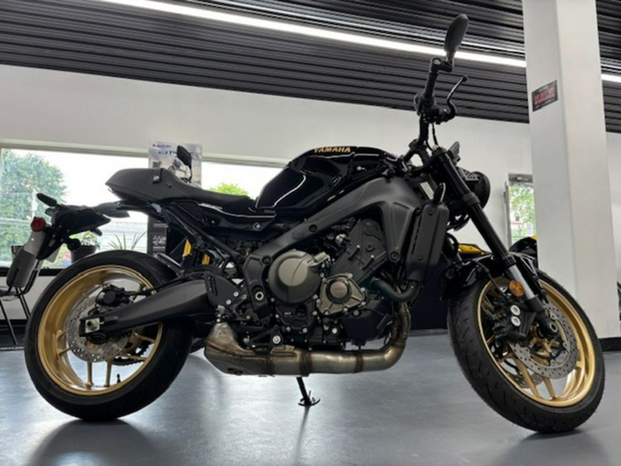 2025 Yamaha XSR 900