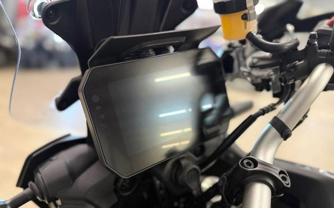 2025 Yamaha TRACER 9