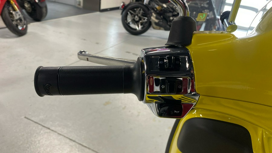 2024 Vespa Primavera S 150 TOUR PACKAGE SPECIAL
