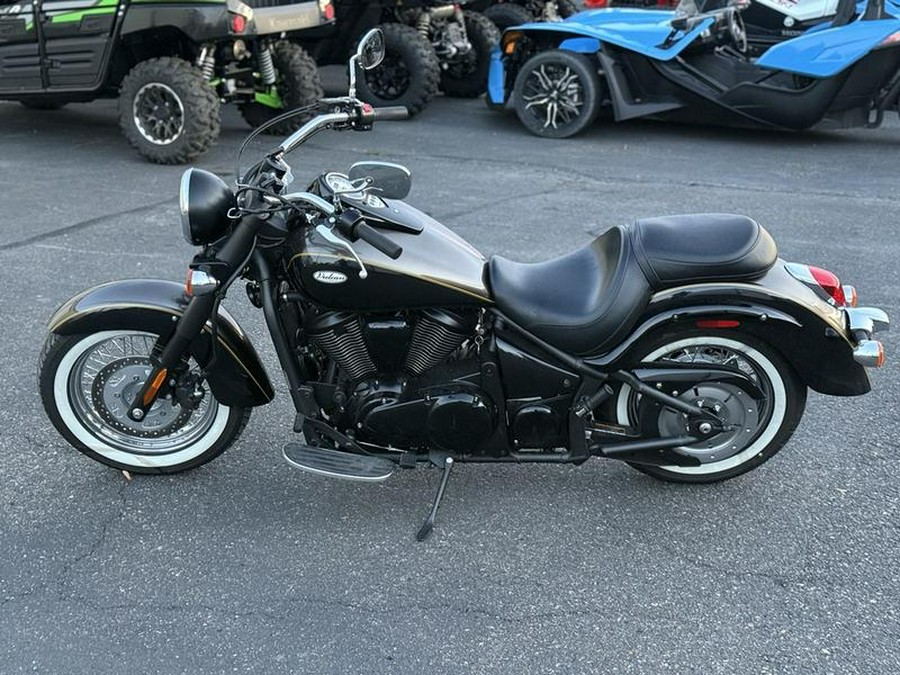 2023 Kawasaki Vulcan® 900 Classic