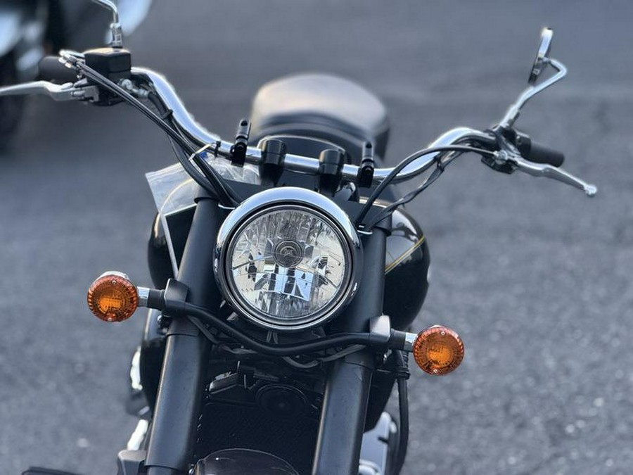 2023 Kawasaki Vulcan® 900 Classic