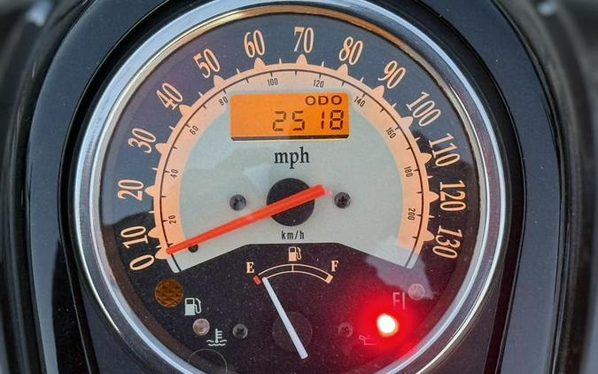 2023 Kawasaki Vulcan® 900 Classic