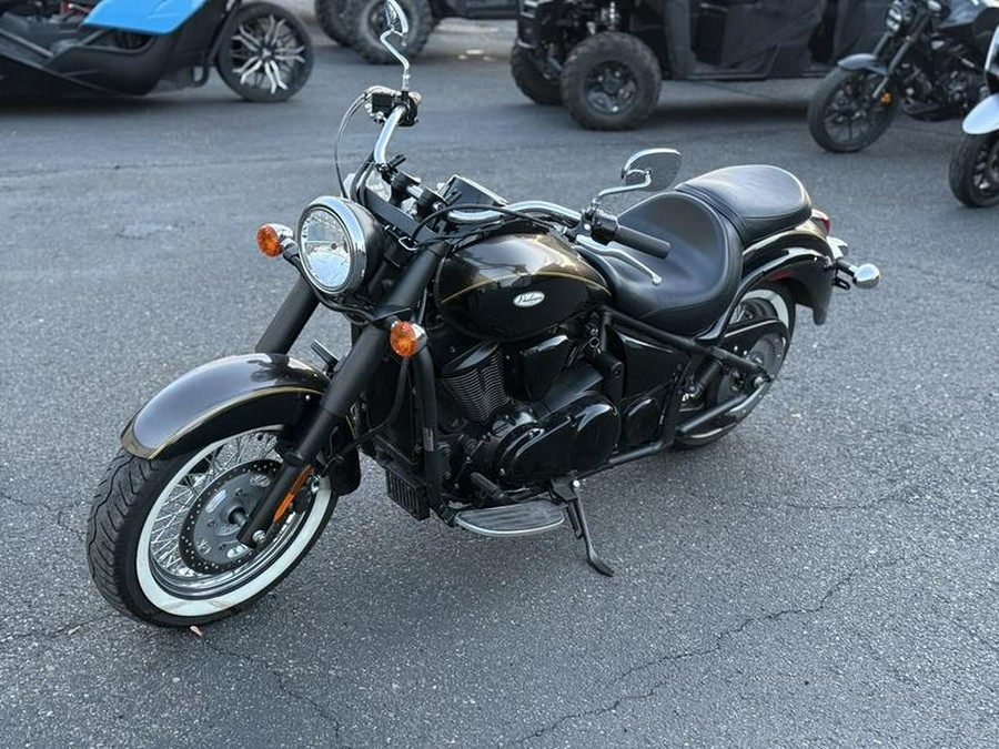 2023 Kawasaki Vulcan® 900 Classic