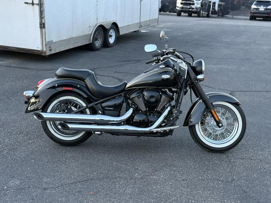 2023 Kawasaki Vulcan® 900 Classic