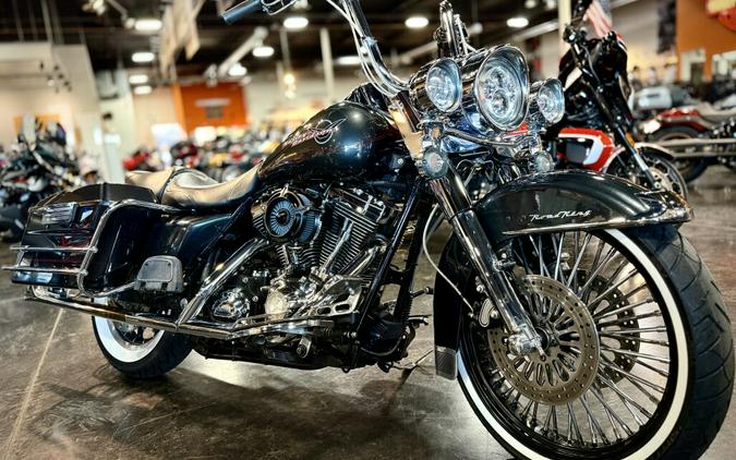 2007 Harley-Davidson® Road King® Black Pearl