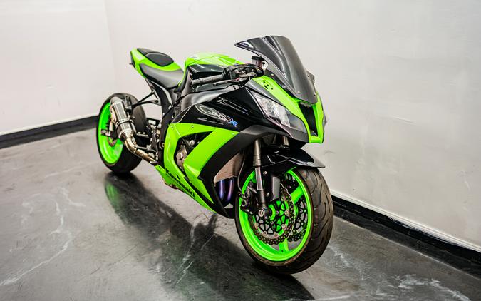 2012 Kawasaki Ninja® ZX™-10R