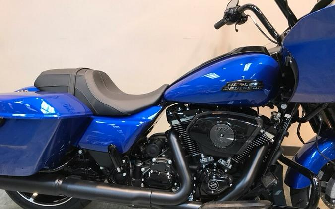 2024 Harley-Davidson® Road Glide® Blue Burst - Black Finish