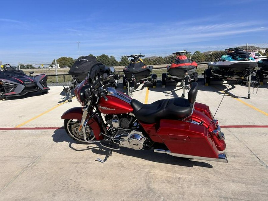 2013 Harley-Davidson® FLHX - Street Glide®