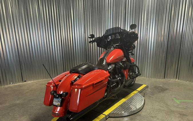 2017 Harley-Davidson Street Glide Special Custom Colour Laguna Orange
