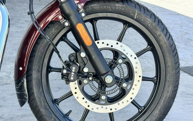 2024 Royal Enfield Meteor 350 Stellar Red