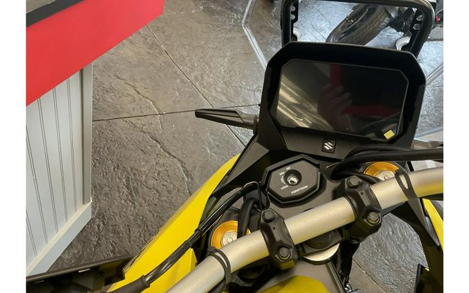 2025 Suzuki V-STROM 800DE