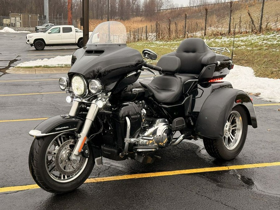 2019 Harley-Davidson® FLHTCUTG - Tri Glide® Ultra