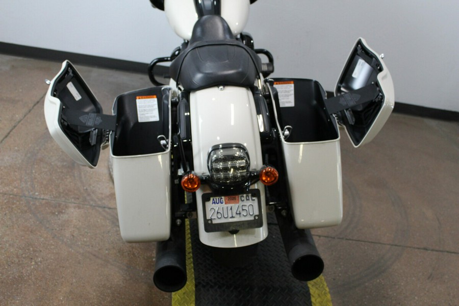 Harley-Davidson® Road Glide® Special 2021 Vivid Black - Black Finish