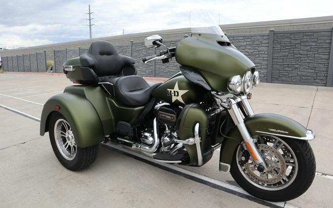 2022 Harley-Davidson Tri Glide Ultra MINERAL GREEN DENIM