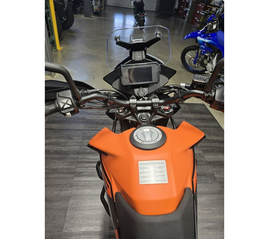 2023 KTM 390 ADV SPOKE W ORG