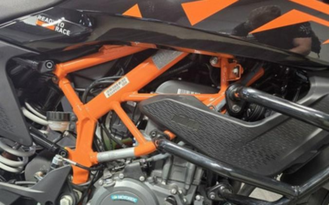 2023 KTM 390 ADV SPOKE W ORG