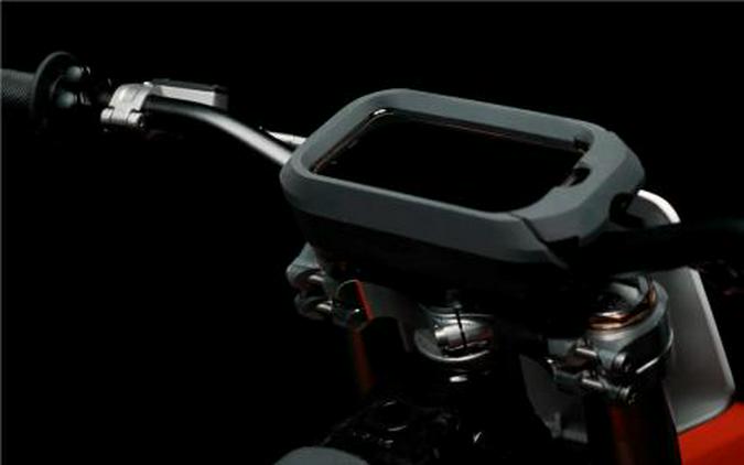 2023 Stark Future Varg Alpha Demo - Options: Enduro 18" MX Rear Wheel + Foot Brake
