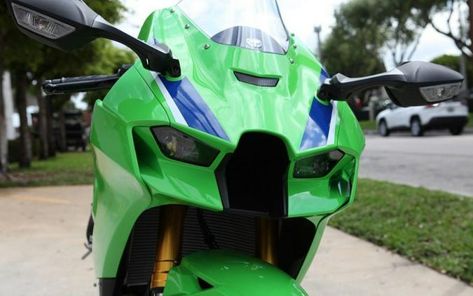 2024 Kawasaki Ninja ZX-10R 40th Anniversary Edition ABS