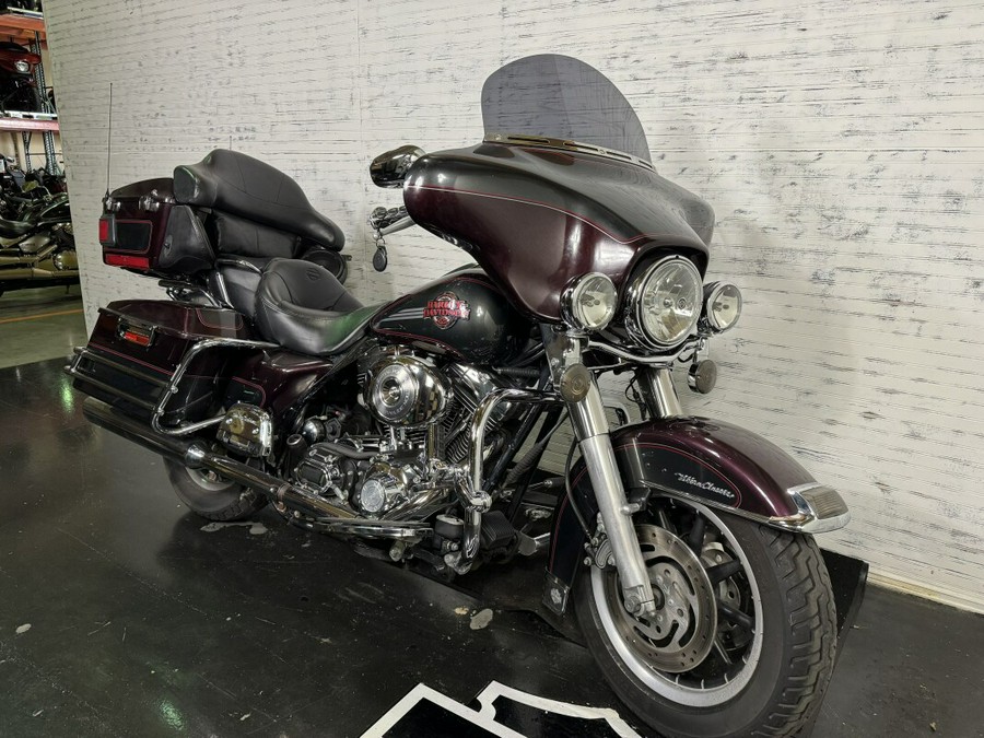 2005 Harley-Davidson Electra Glide® Ultra Classic® CHERRY/BLACK W/PINSTRIPE 687095P