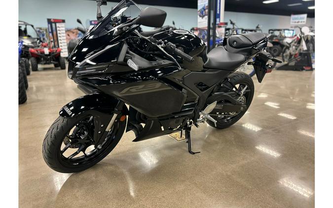 2026 YZF R3 - Yamaha