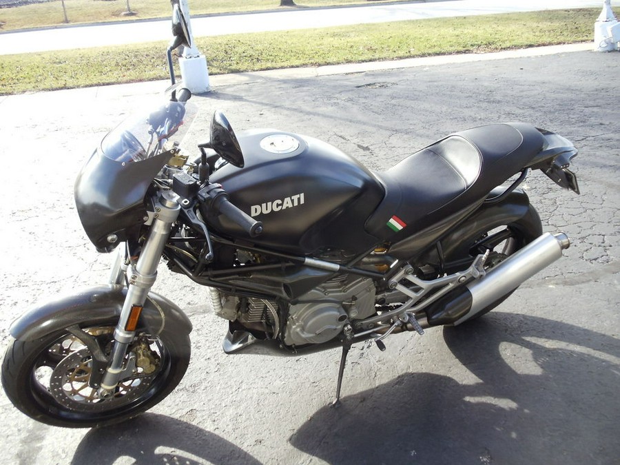 2001 Ducati 750 Monster